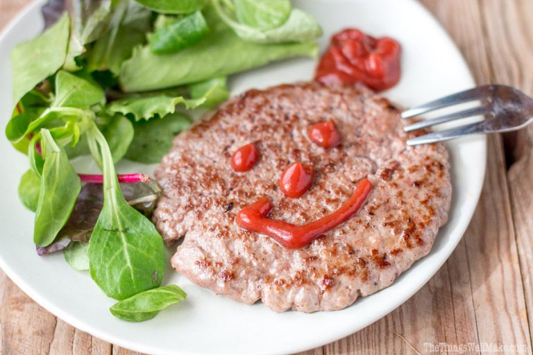 It's easy to add fermented foods to every meal when you serve this homemade fermented ketchup that everybody in the family will love.