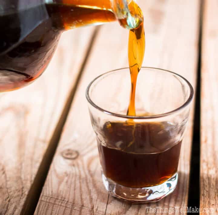 Control the quality of the ingredients and the level of sweetness when you make your own homemade Tía María or Kahlúa copycat using this easy coffee liqueur recipe.