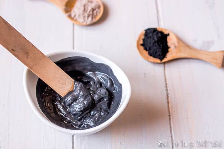 Clear up your skin with this easy, DIY charcoal face mask which is great for oily, combination, and acne prone skin. #activatedcharcoal #bentoniteclay #facialmask