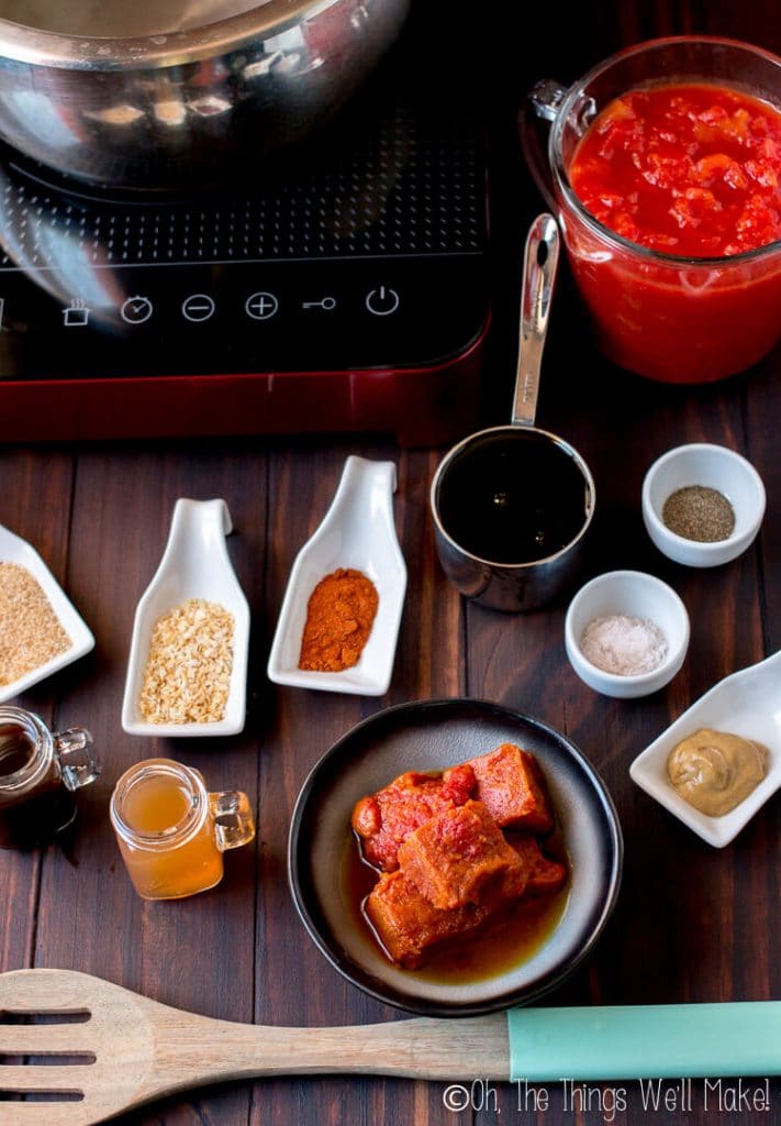 ingredients for making an easy homemade barbecue sauce