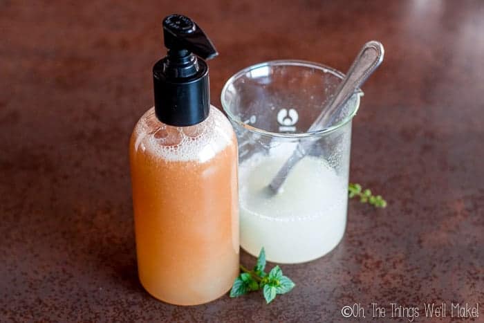 Cleanse your hair gently with this DIY clarifying shampoo that uses natural surfactants to remove dirt and leave your hair clean and soft. #shampoo #diyshampoo #naturalsurfactants #naturalshampoo