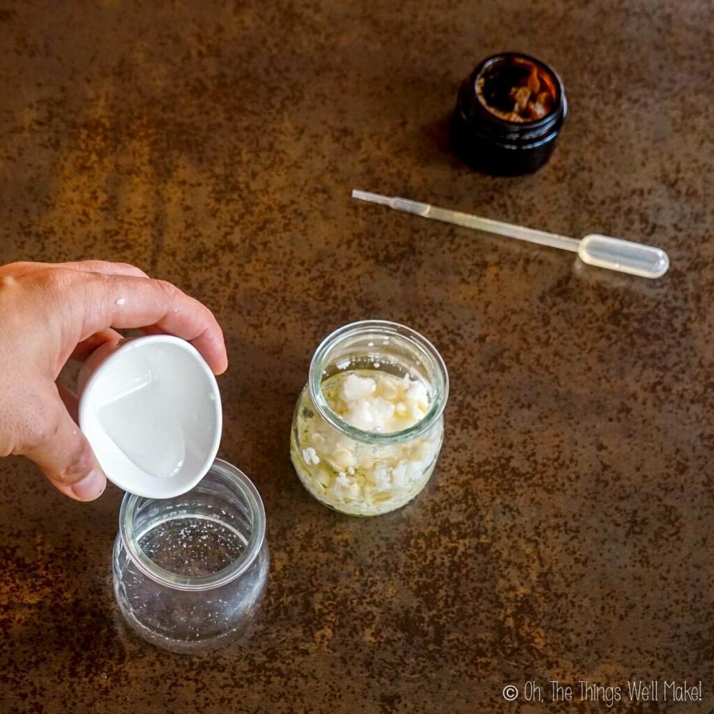 Adding glycerin to a jar with water
